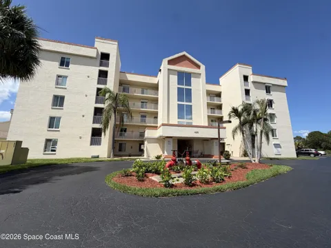 1420 Huntington Lane #2202