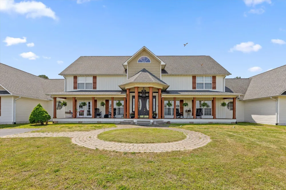 2979 Blythe Ferry Road Dayton, TN 37321