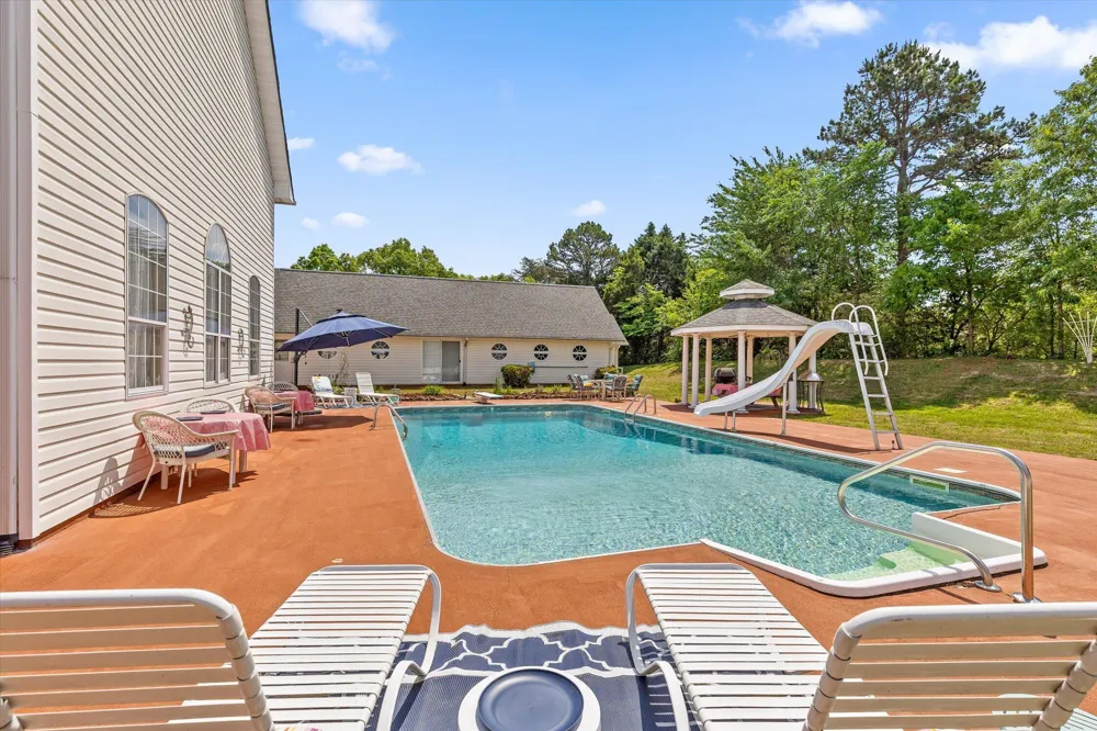 2979 Blythe Ferry Road Dayton, TN 37321
