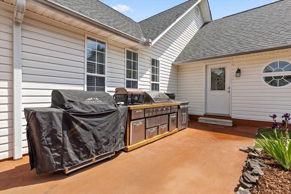 2979 Blythe Ferry Road Dayton, TN 37321
