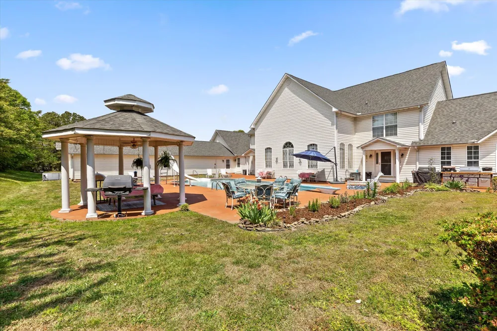 2979 Blythe Ferry Road Dayton, TN 37321