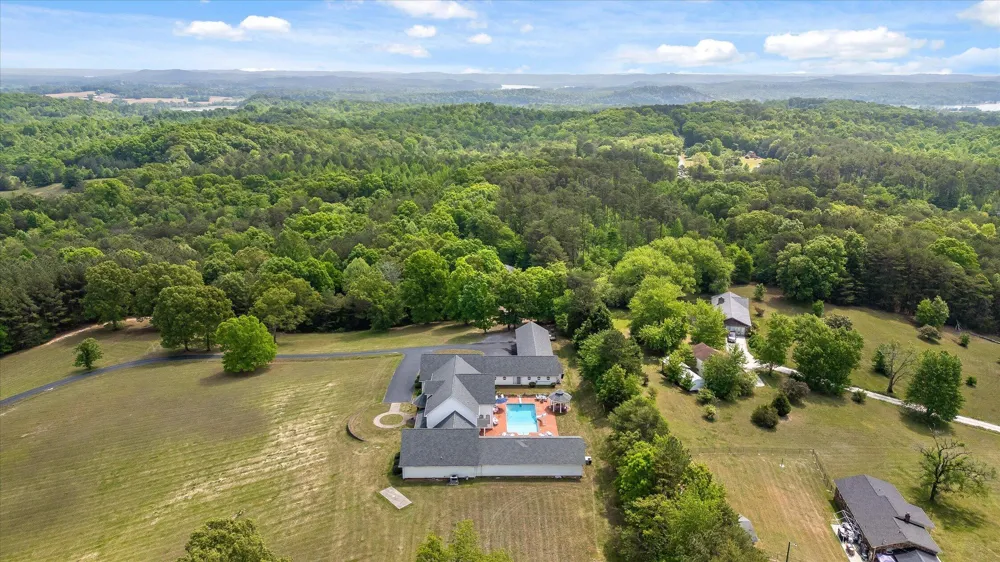 2979 Blythe Ferry Road Dayton, TN 37321