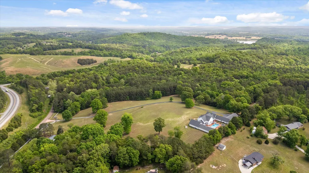 2979 Blythe Ferry Road Dayton, TN 37321