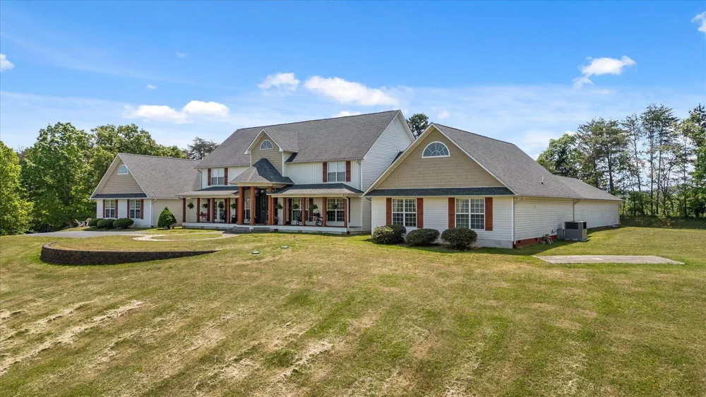 2979 Blythe Ferry Road Dayton, TN 37321