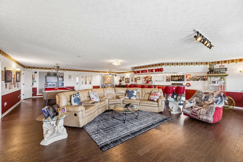 2979 Blythe Ferry Road Dayton, TN 37321