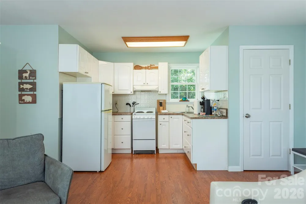 223 Davidson Road Swannanoa, NC 28778