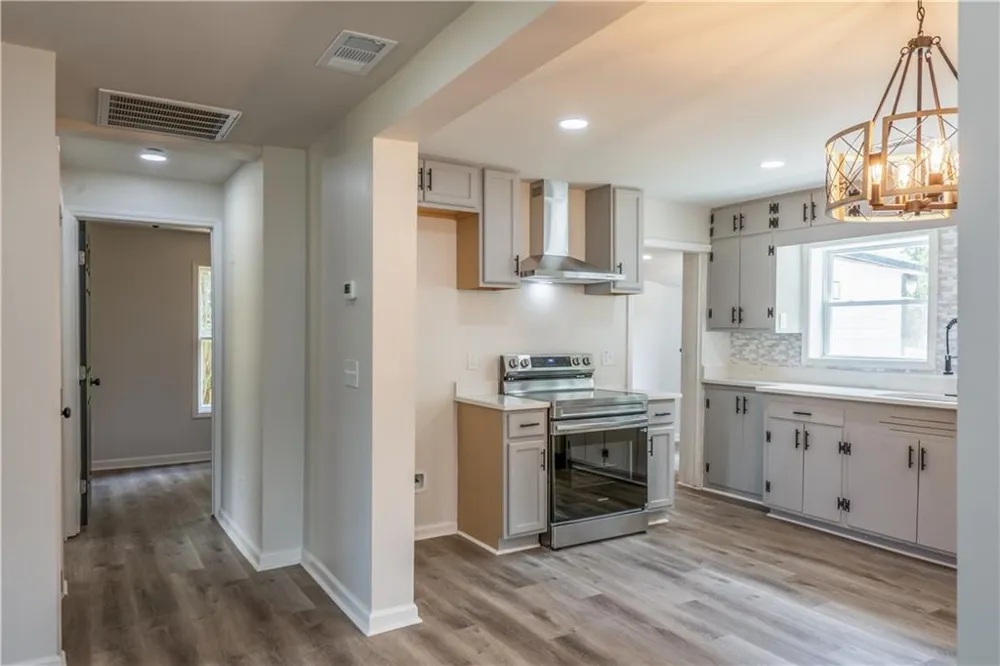 1404 Forest Avenue Hartwell, GA 30643