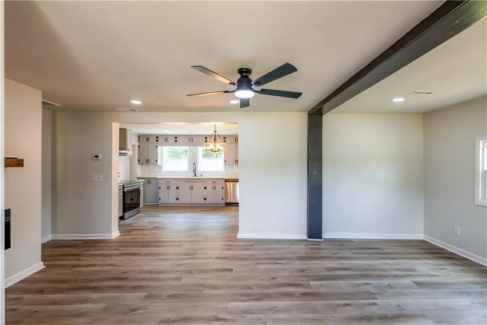 1404 Forest Avenue Hartwell, GA 30643