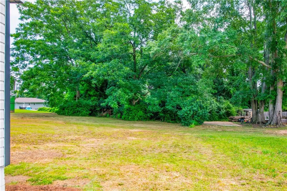 1404 Forest Avenue Hartwell, GA 30643