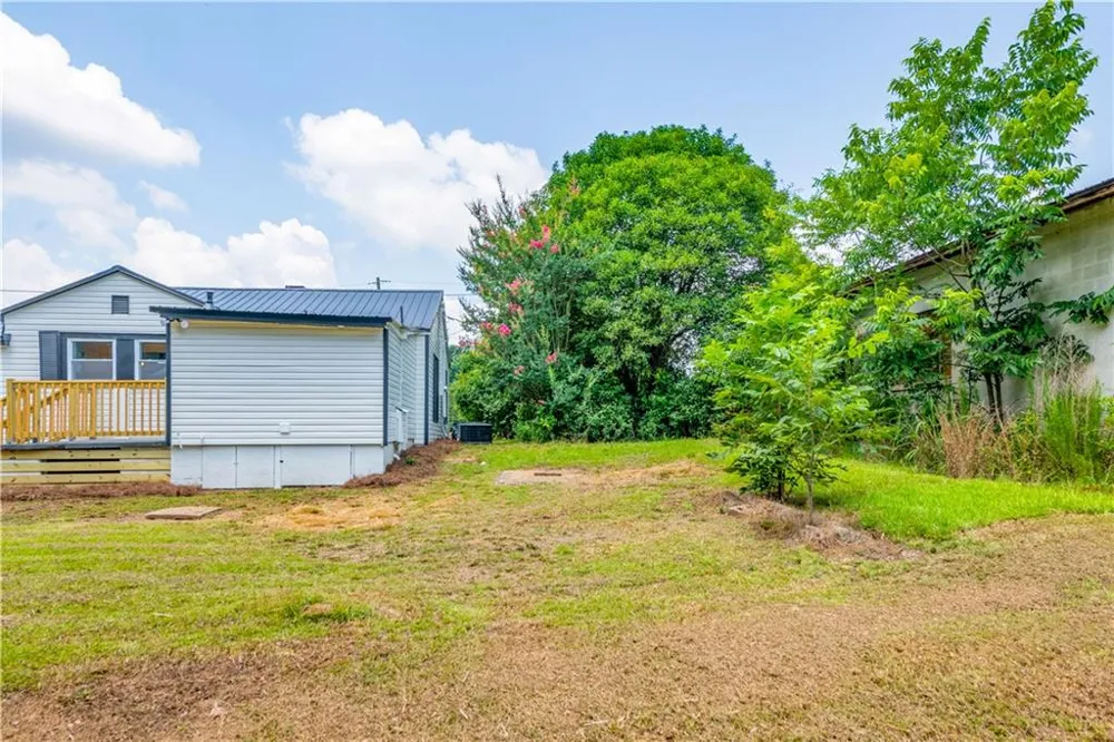 1404 Forest Avenue Hartwell, GA 30643