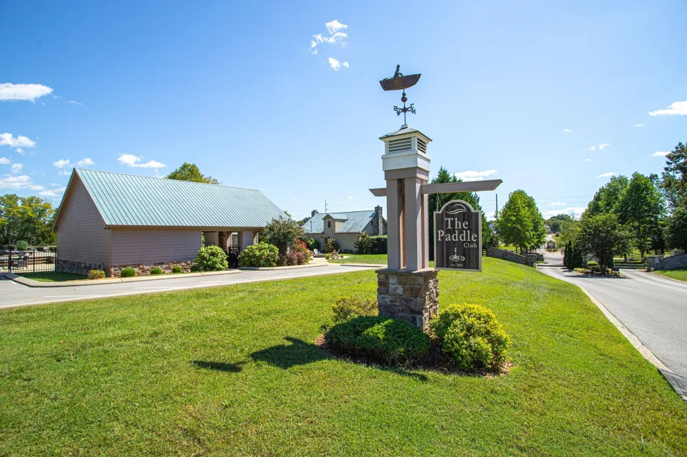 44 Hammock Dr Winchester, TN 37398