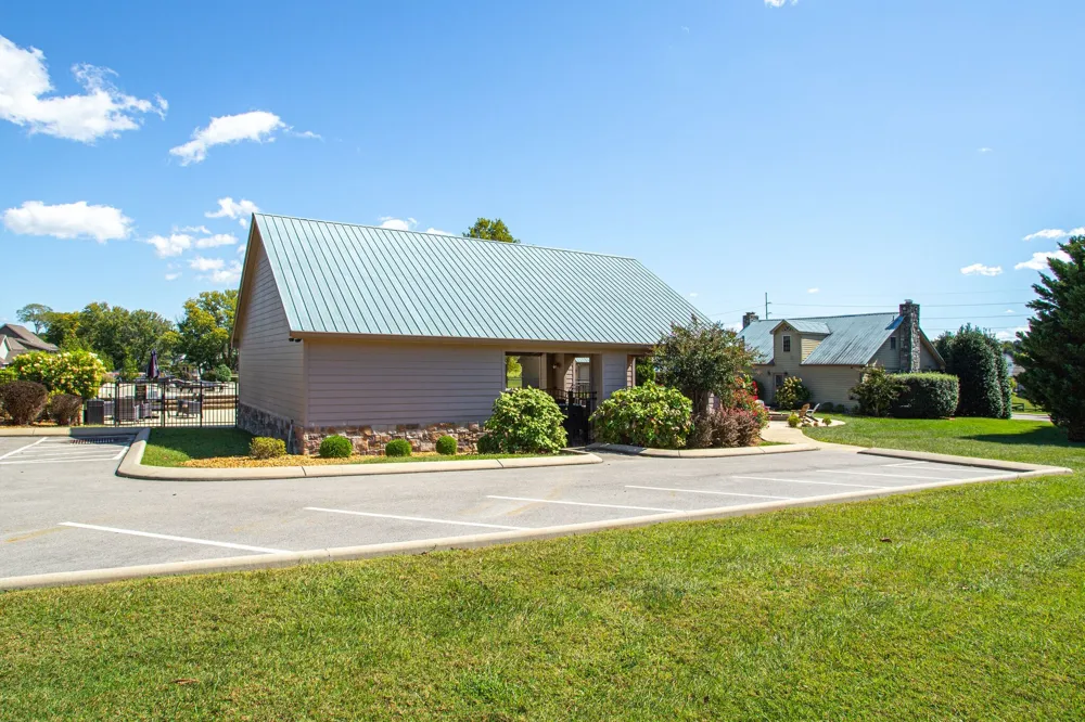 44 Hammock Dr Winchester, TN 37398