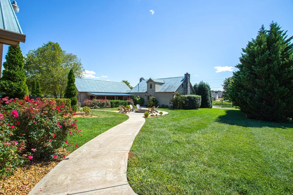44 Hammock Dr Winchester, TN 37398
