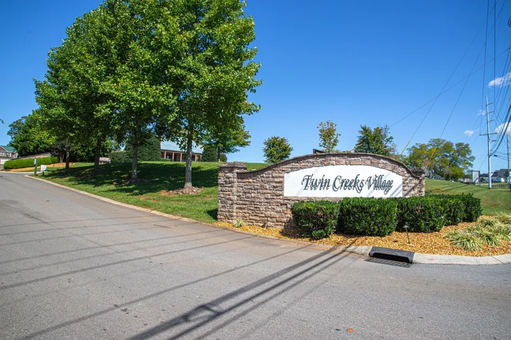 44 Hammock Dr Winchester, TN 37398