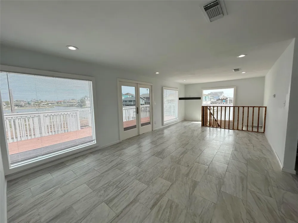 16643 Bermuda Way Jamaica Beach, TX 77554