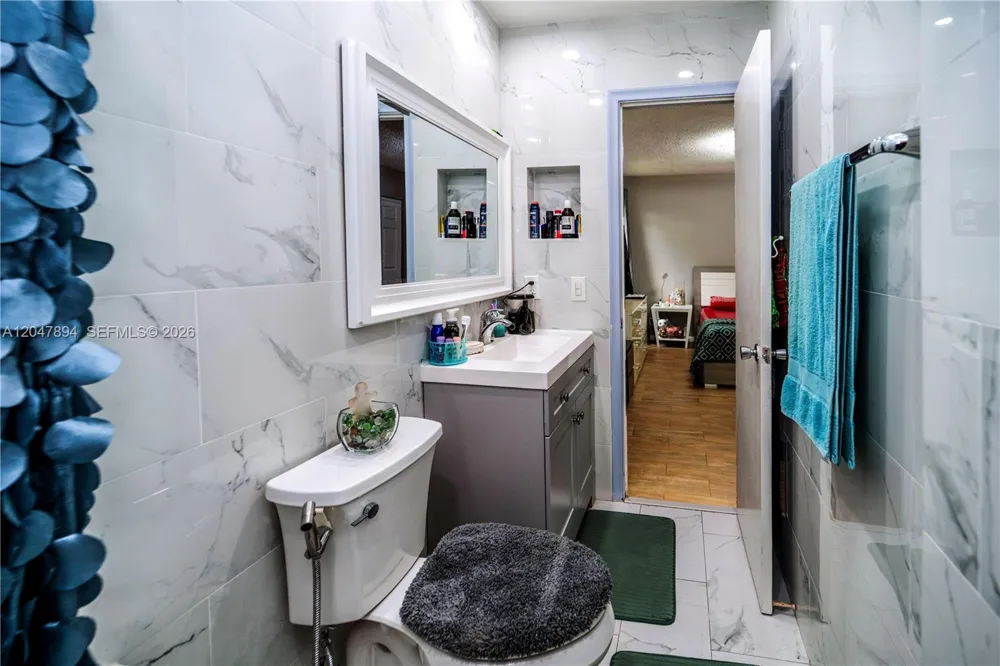 10815 NW 26th St Sunrise, FL 33322