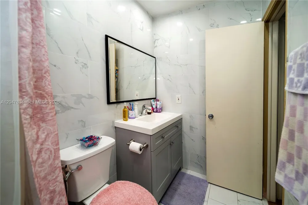 10815 NW 26th St Sunrise, FL 33322