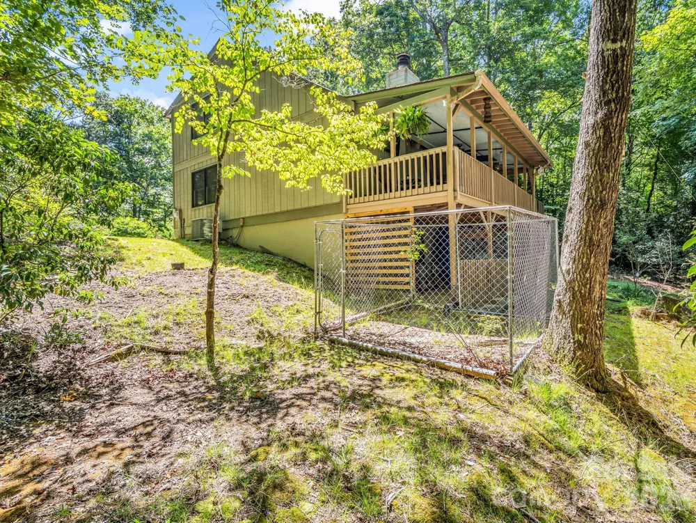 2760 Ugugu Drive Brevard, NC 28712