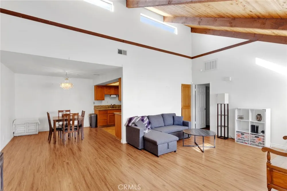 19228 Cottonwood Drive Apple Valley, CA 92308