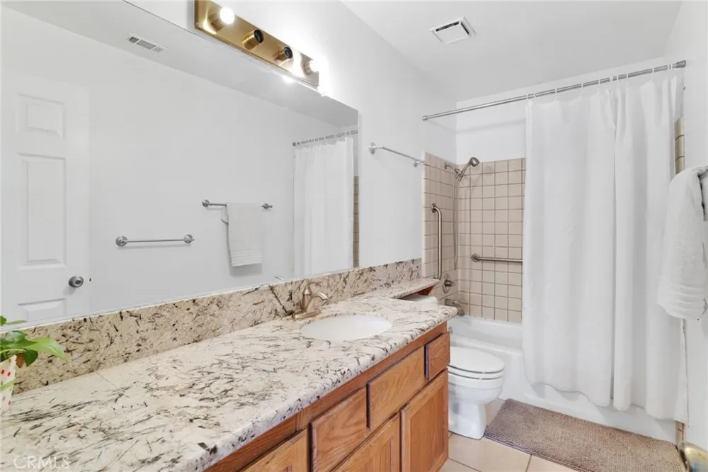 19228 Cottonwood Drive Apple Valley, CA 92308