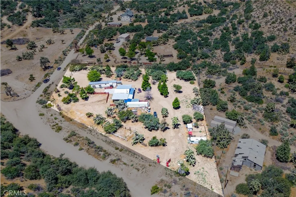3576 Whispering Pines Phelan, CA 92371