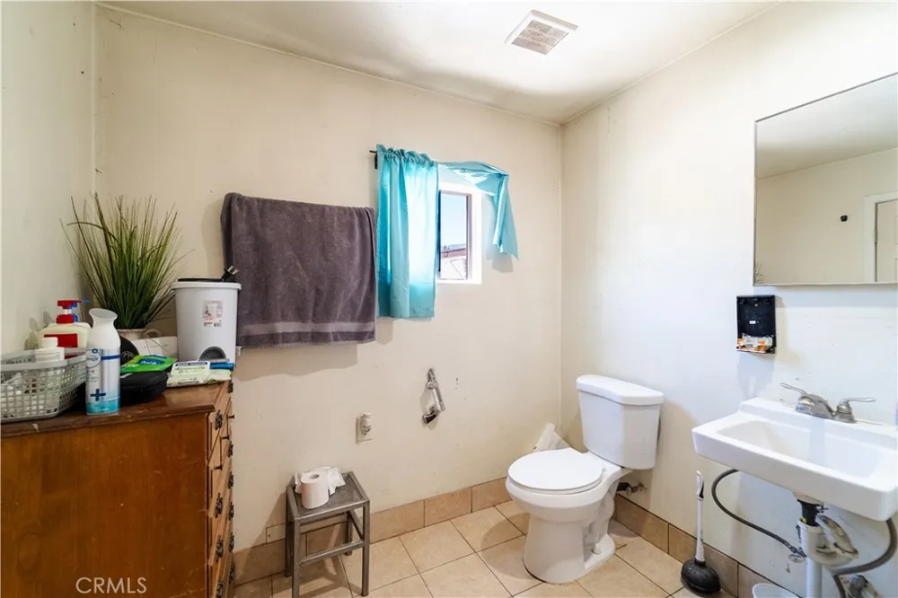 3576 Whispering Pines Phelan, CA 92371