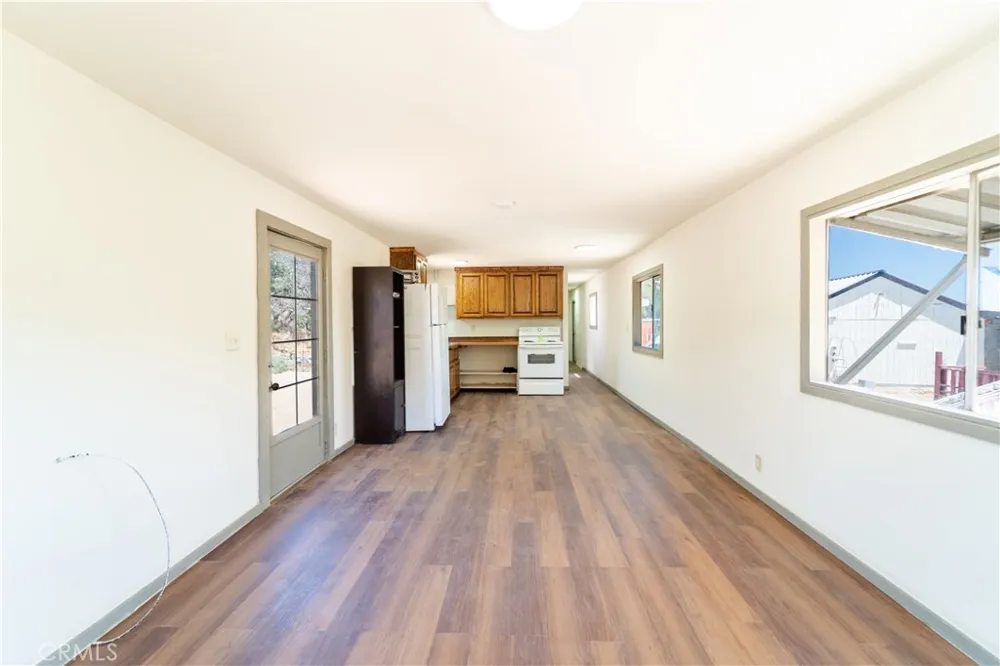 3576 Whispering Pines Phelan, CA 92371