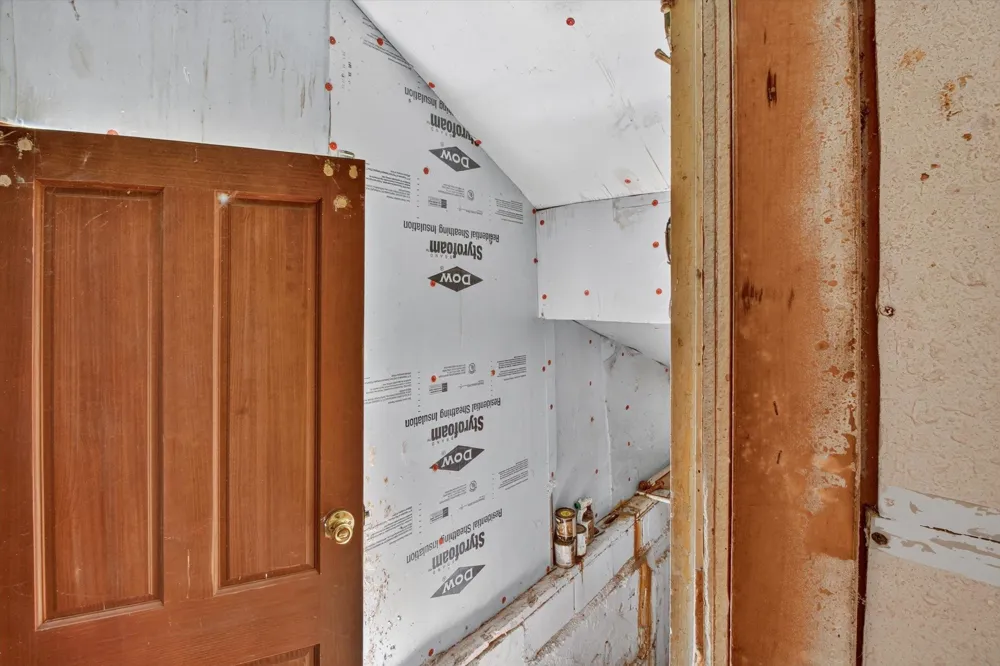 1035 Fairview Avenue Alma City, MI 48801