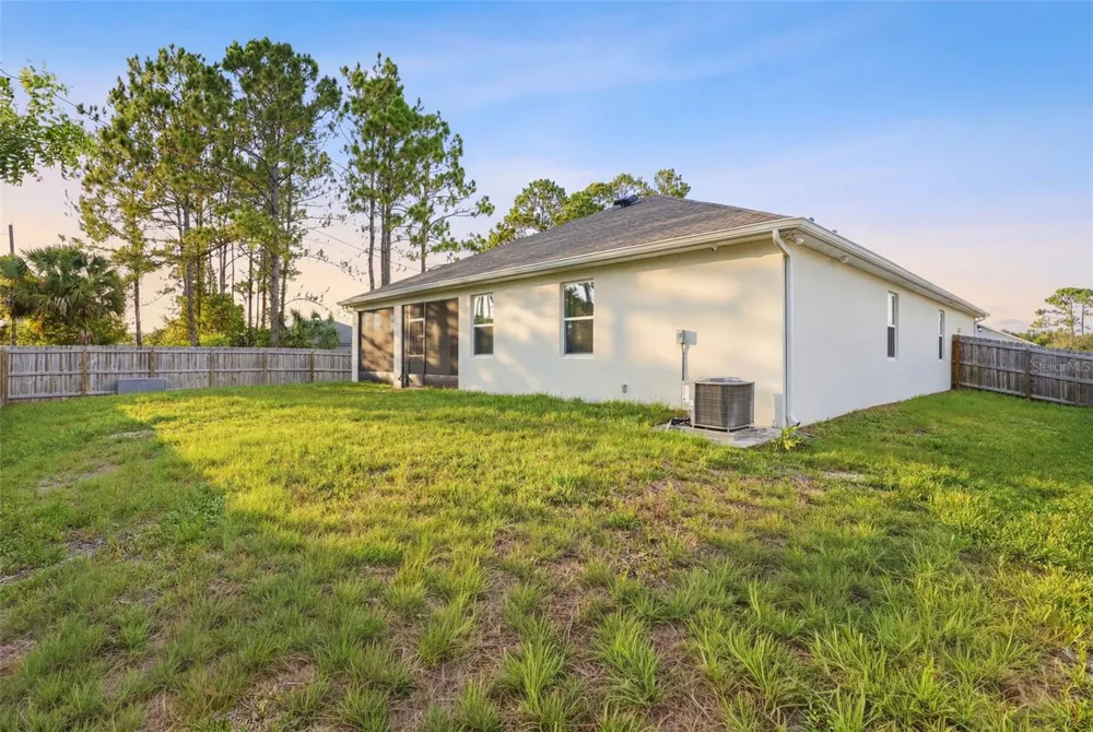 242 HERITAGE STREET SW Palm Bay, FL 32908
