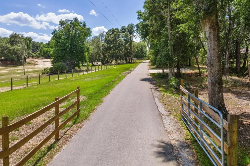SE 152ND - LOT 17 (RAVENSWOOD RD) PARCEL C PLACE Altoona, FL 32702