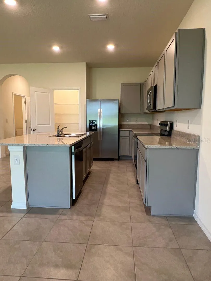 5330 DRAGONFLY DRIVE Wildwood, FL 34785