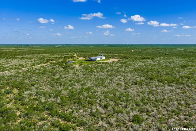 111 Los Lomas Ranch Road Freer, TX 78357