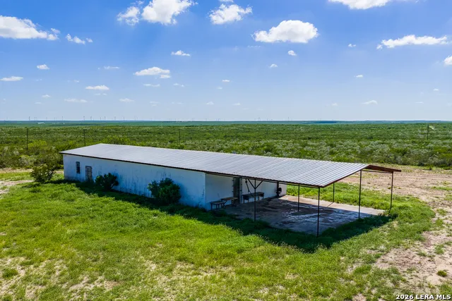 111 Los Lomas Ranch Road Freer, TX 78357