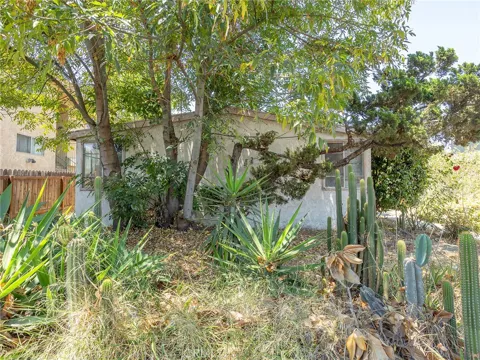 14301 Roscoe Boulevard