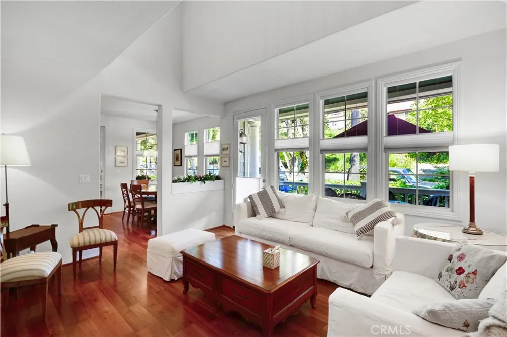 183 Sklar Ladera Ranch, CA 92694