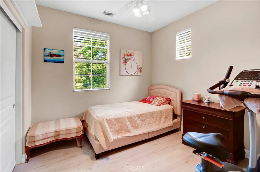 183 Sklar Ladera Ranch, CA 92694