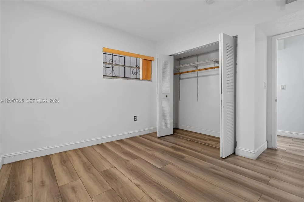 6070 W 18th Ave #209 Hialeah, FL 33012