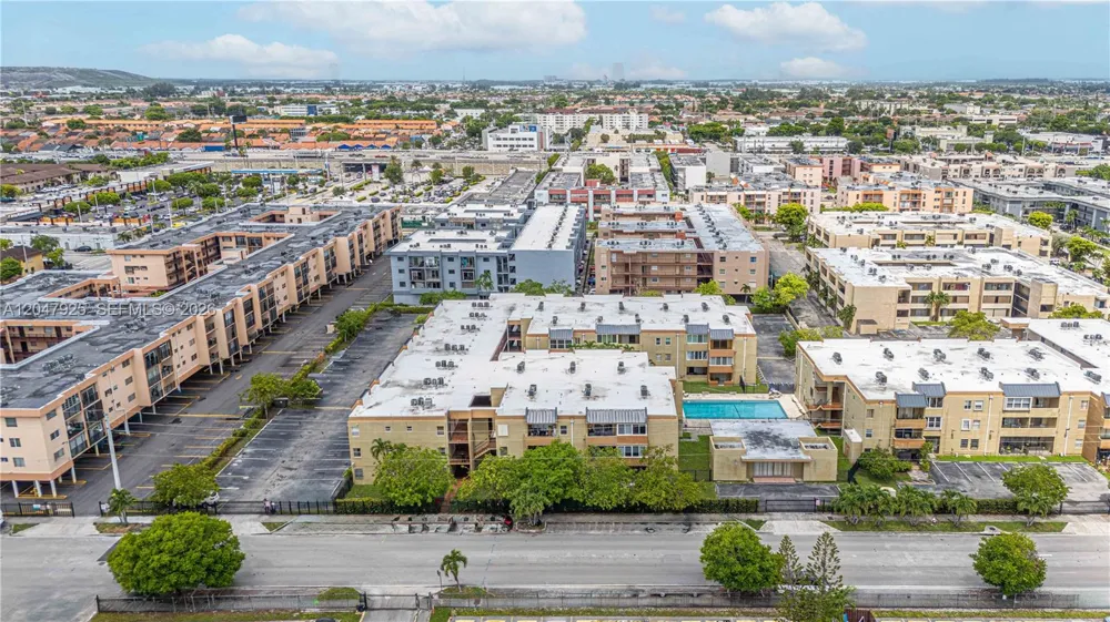 6070 W 18th Ave #209 Hialeah, FL 33012