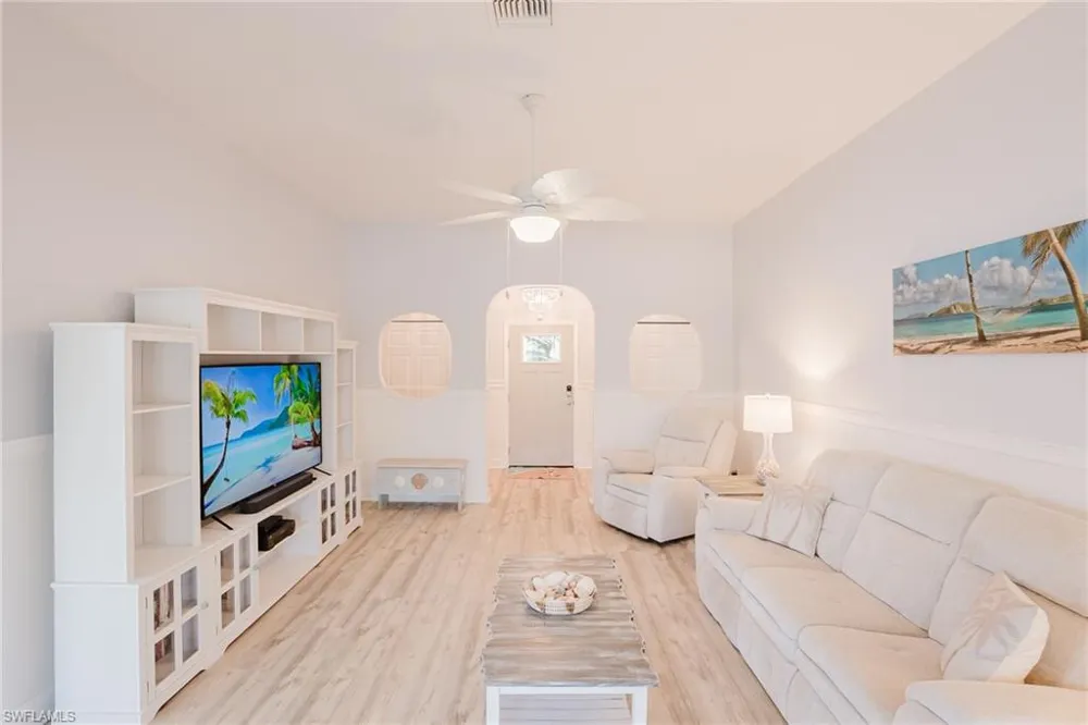 10810 Habitat Circle Bokeelia, FL 33922