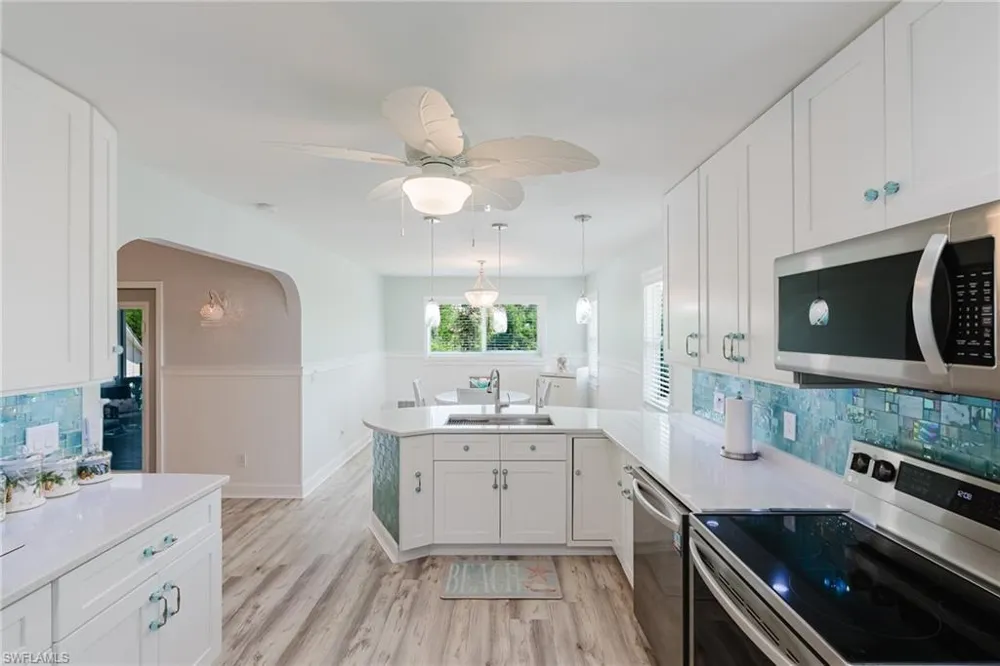 10810 Habitat Circle Bokeelia, FL 33922