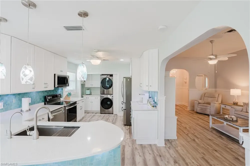 10810 Habitat Circle Bokeelia, FL 33922