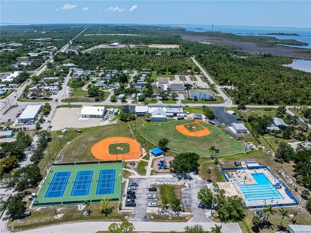 10810 Habitat Circle Bokeelia, FL 33922