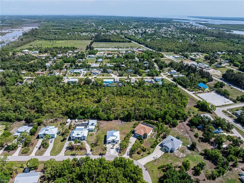 10810 Habitat Circle Bokeelia, FL 33922