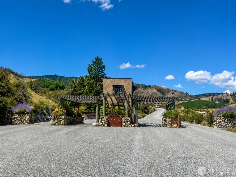 202 Bandera Way Chelan, WA 98816