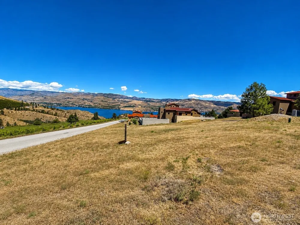 202 Bandera Way Chelan, WA 98816