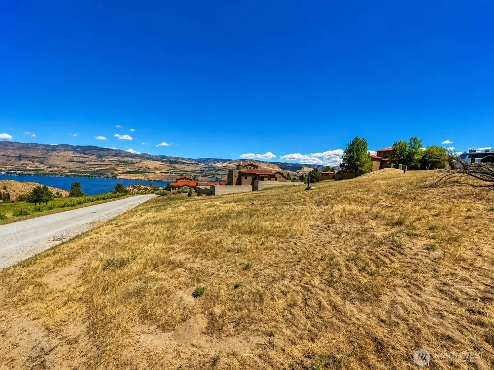 202 Bandera Way Chelan, WA 98816