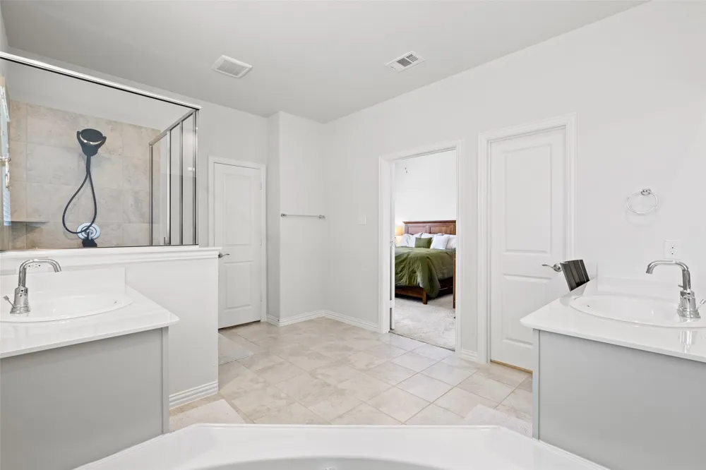 3016 Prairie Trail Avenue Aubrey, TX 76227