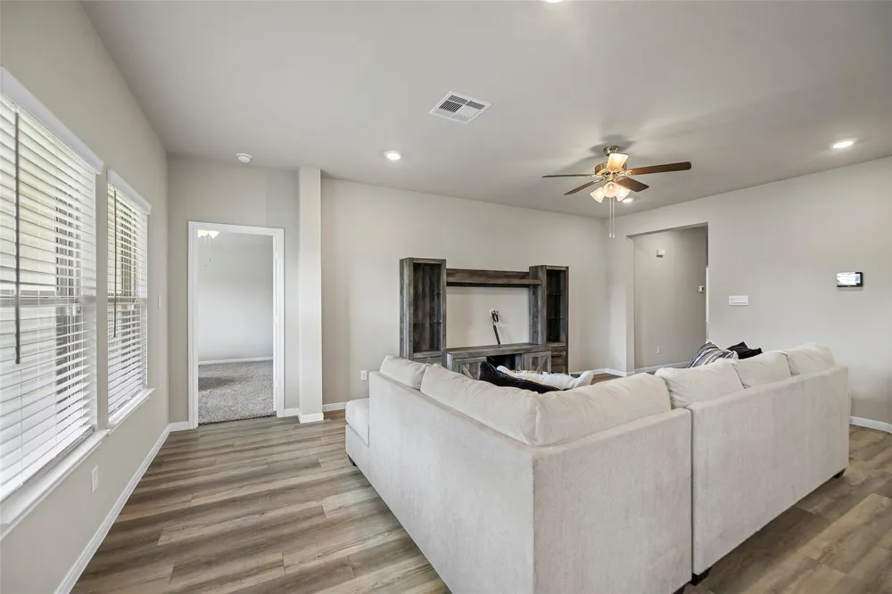 5333 Samuel Run Bryan, TX 77807