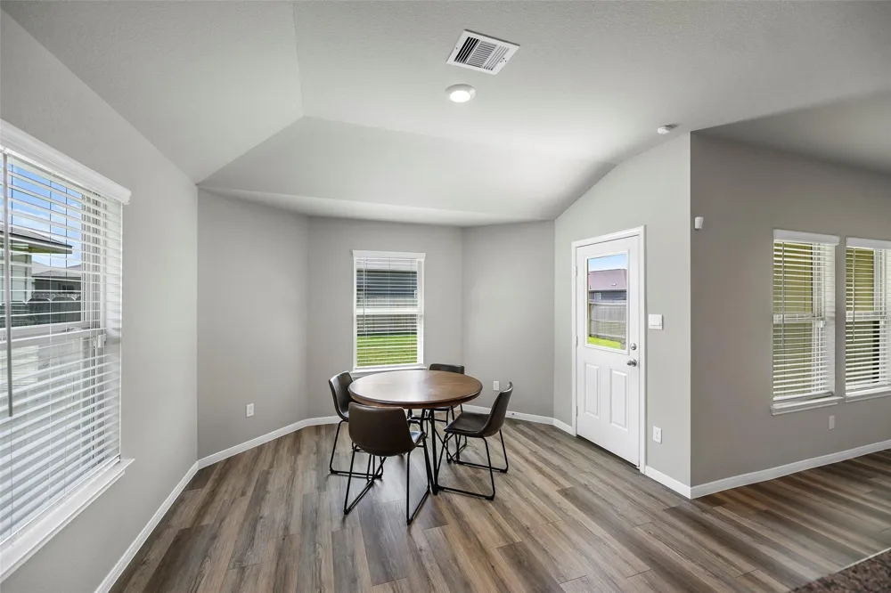 5333 Samuel Run Bryan, TX 77807