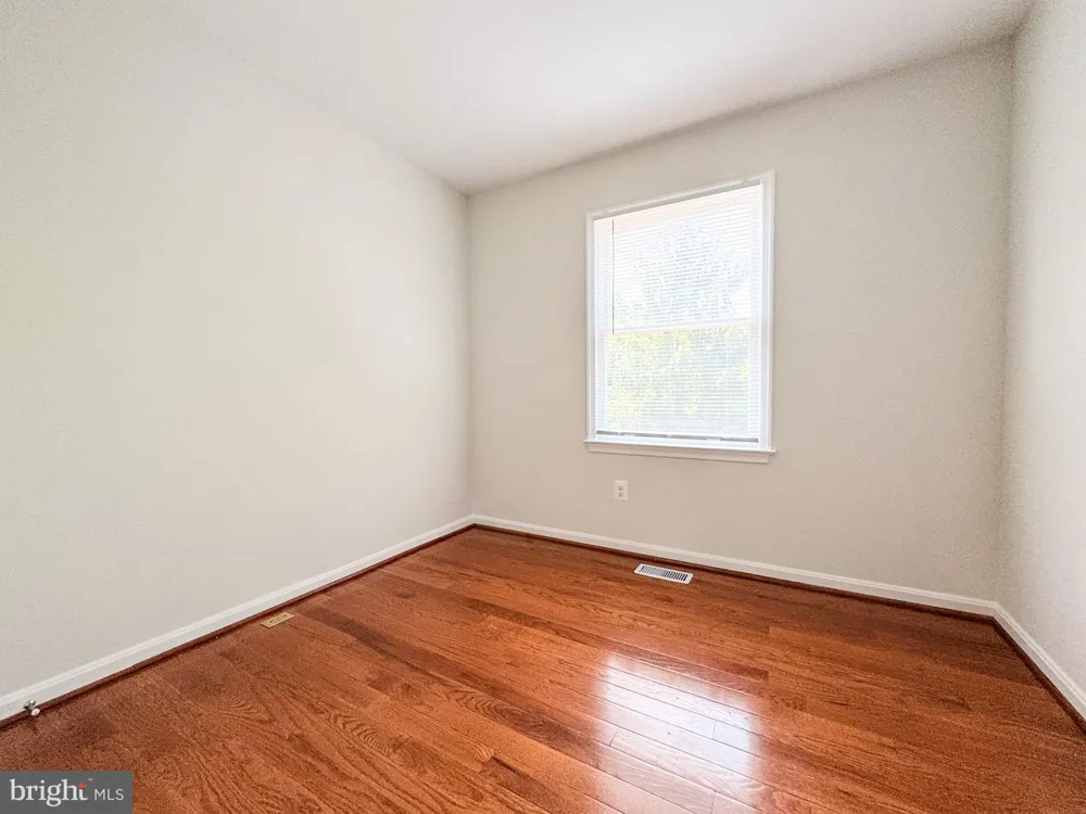5938 WILD BROOK COURT Centreville, VA 20121